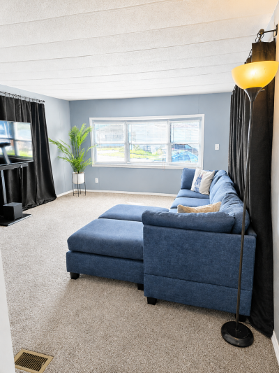 Photo 5 of 17 of home located at 5368 Ponderosa, #164 White Lake, MI 48383