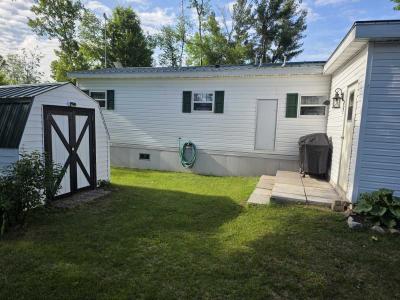 Photo 4 of 12 of home located at 12525 Knollwood Lane, Lot 82 Suring, WI 54174