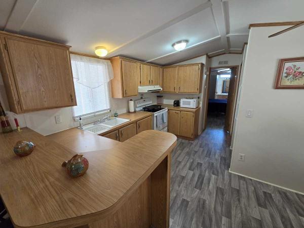 1993 Cavco Manufactured Home