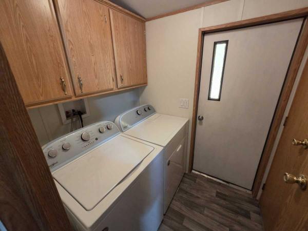 1993 Cavco Manufactured Home