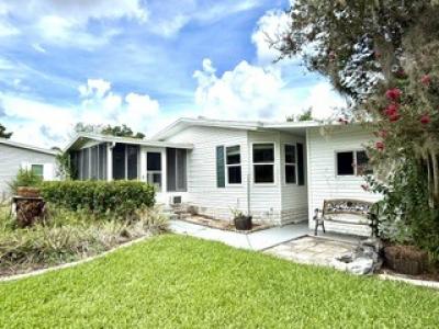 Photo 4 of 40 of home located at 8158 W Coconut Palm Drive Homosassa, FL 34448