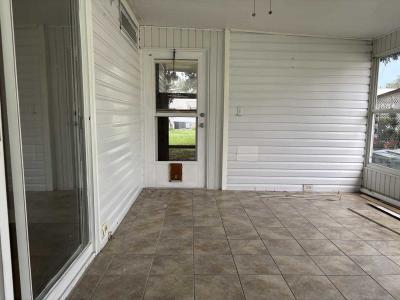 Photo 4 of 40 of home located at 4535 Lakeland Harbor Loop Lakeland, FL 33805