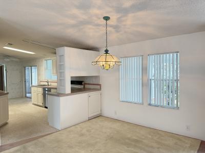 Photo 2 of 14 of home located at 3825 Boardwalk Place Ruskin, FL 33570