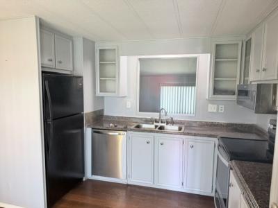 Photo 5 of 13 of home located at 3104 E. Broadway, Lot #73 Mesa, AZ 85204
