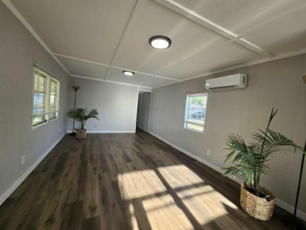 1971 BLAK Manufactured Home