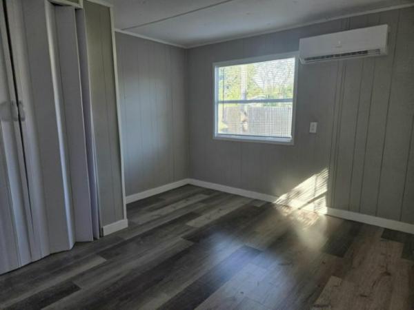 1974 BUDDY Manufactured Home