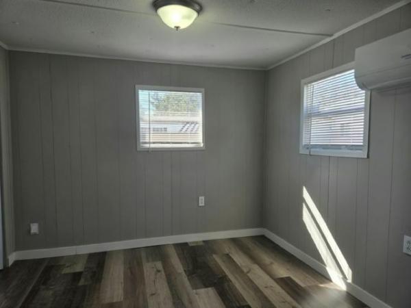 1974 BUDDY Manufactured Home