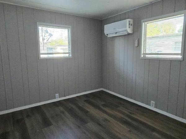 1973 COVI Manufactured Home
