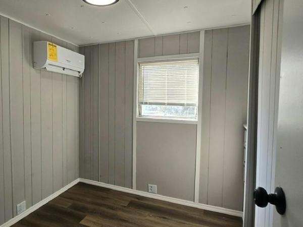 1973 COVI Manufactured Home