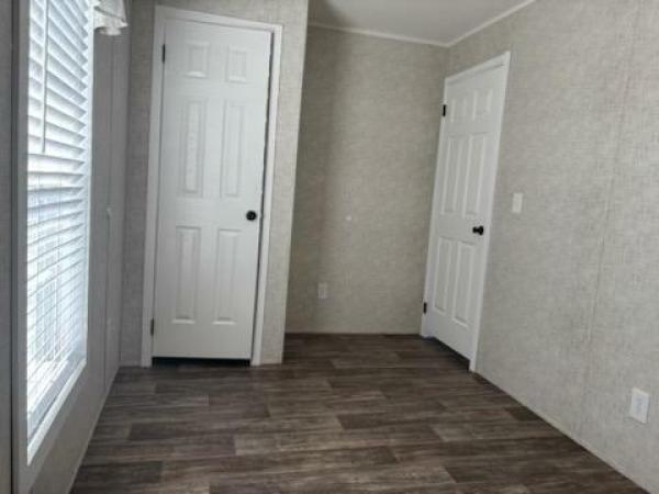 2022 Live Oak Homes S-4401D-OAK Manufactured Home