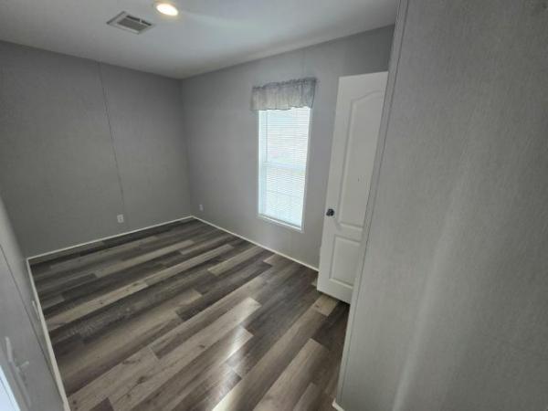 2022 Fleetwood 260WW16401B Manufactured Home