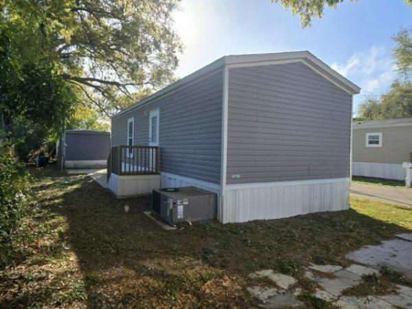 2023 Live Oak Homes X-5401A The Acorn Manufactured Home