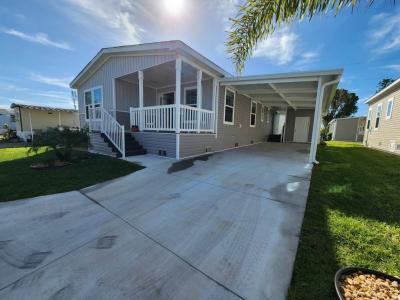 Photo 4 of 20 of home located at 521 Eland Drive #521 North Fort Myers, FL 33917