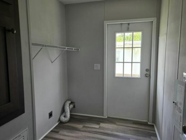 2021 Fleetwood 2760M28403C Manufactured Home