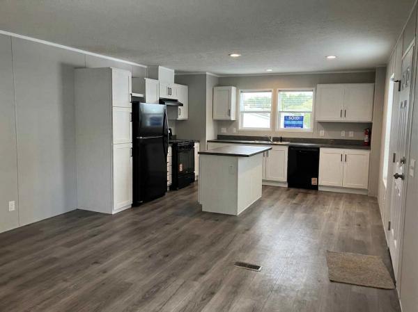 2026 Champion Home Builders, Inc. mobile Home