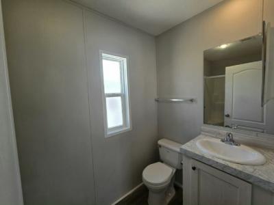 Photo 5 of 6 of home located at 4000 24th St N Unit 307 Saint Petersburg, FL 33714