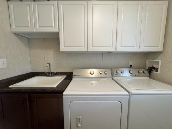 2013 Comm CL51171AB Mobile Home