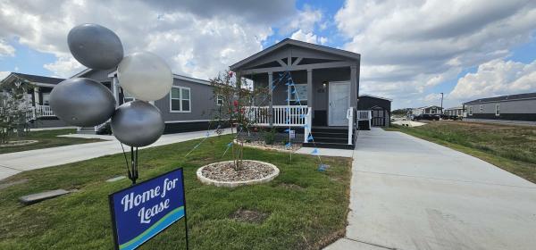 Photo 1 of 2 of home located at 725 Hollow Ln Lot Hl725 New Braunfels, TX 78130