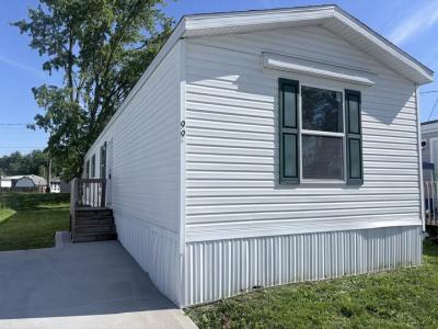 Mobile Home at 10610 East St Rt 762 #99 #99B Lockbourne, OH 43137