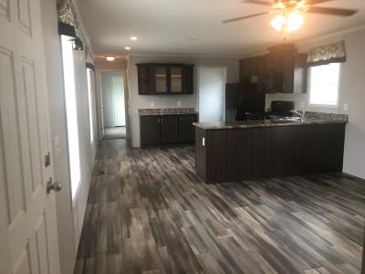 Mobile Home at 2085 Pauline Troy, MI 48083