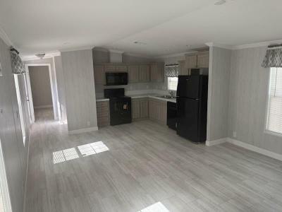 Photo 3 of 10 of home located at 925 Ponce De Leon Boulevard Lot 55 Brooksville, FL 34601