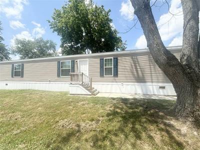 Mobile Home at 692 Tansel Rd Lot 256 Indianapolis, IN 46234