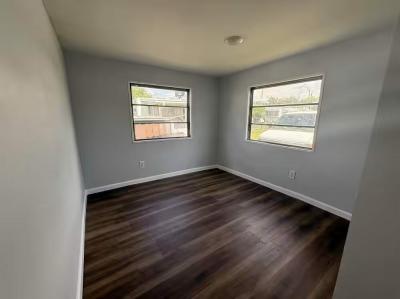 Photo 4 of 7 of home located at 27554 Us Hwy 19 N Lot 54 Clearwater, FL 33761
