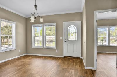 Photo 2 of 27 of home located at 84 Royal Palm Circle Port Orange, FL 32127