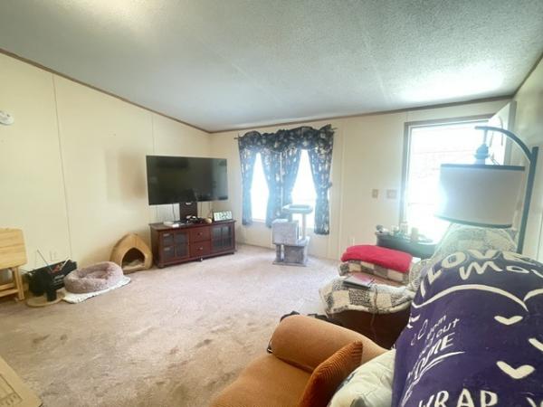 2000 Fleetwood Mobile Home