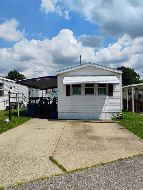 Photo 1 of 2 of home located at 123 Maple Hill Lane Akron, OH 44312