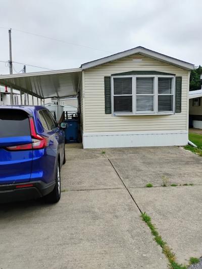 Mobile Home at 125 Maple Hill Akron, OH 44312
