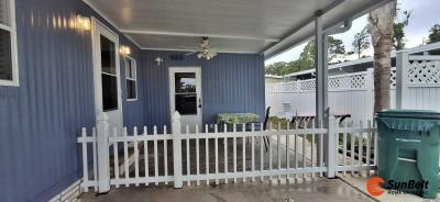 Photo 3 of 40 of home located at 1498 Killarney Court Unit B Ocala, FL 34472