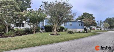 Photo 4 of 40 of home located at 1498 Killarney Court Unit B Ocala, FL 34472