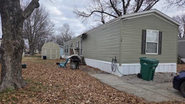 Photo 1 of 2 of home located at 74 Lepere Ct Dupo, IL 62239