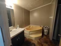 1999 Skyline Manufactured Home