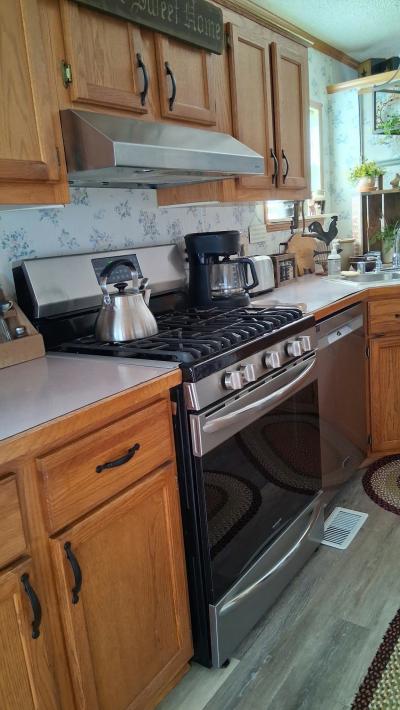 Photo 4 of 8 of home located at 188 W Cedar Street Palmyra, PA 17078