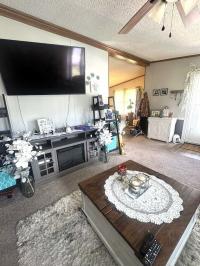 1988 Victorian Manufactured Home