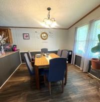 1988 Victorian Manufactured Home
