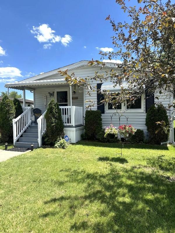 1988 Victorian Mobile Home For Sale
