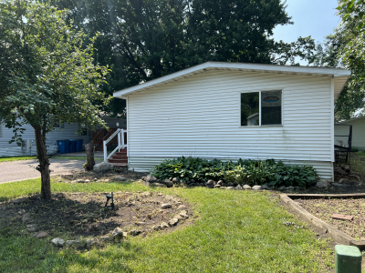Photo 4 of 9 of home located at 1935 Todd Dr Arden Hills, MN 55112