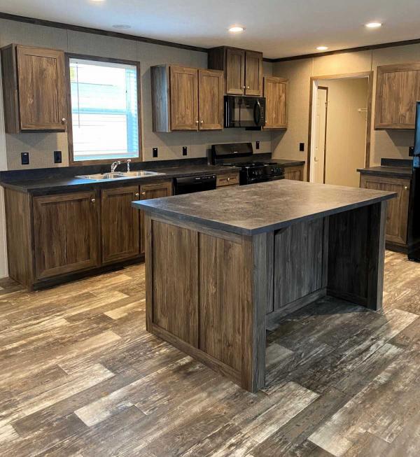 Photo 1 of 2 of home located at 6881 Sewan Dr (Lot 42) North Branch, MI 48461