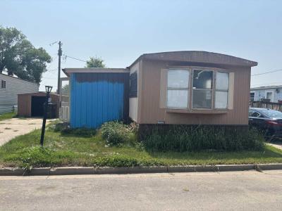 Photo 2 of 11 of home located at 725 S 12th St #306 Bismarck, ND 58504