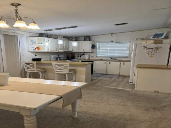 1982 Schult Manufactured Home