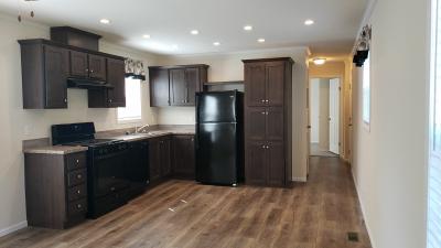 Mobile Home at 2986 Rosewood Ln Lot Rwl2986 Columbus, IN 47203