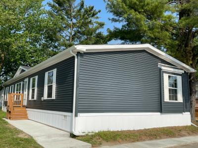 Mobile Home at 2319 S Dundee Ct Highland, MI 48357