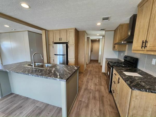2022 Clayton - Waycross Mobile Home For Sale