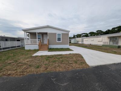 Photo 2 of 23 of home located at 603 63rd Ave W #B8 Bradenton, FL 34207
