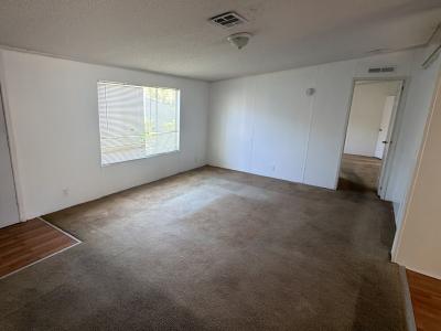 Photo 3 of 10 of home located at 632 SW 132nd Terrace Davie, FL 33325