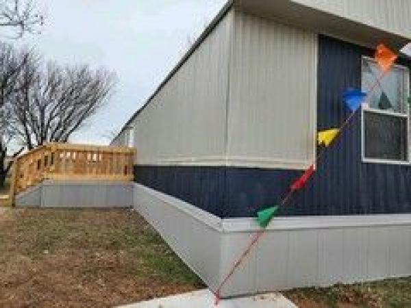 Photo 1 of 2 of home located at 601 NE Flower Mound Lot #158 Lawton, OK 73507