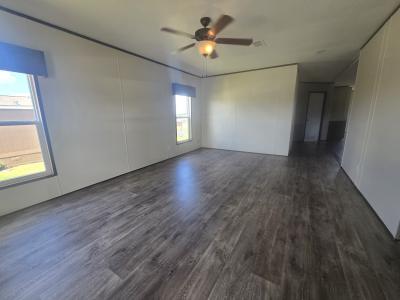 Photo 3 of 11 of home located at 308 Split Rail Pkwy Kyle, TX 78640